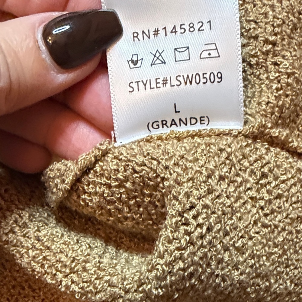 Listicle | Tan | Boucle Knit | Sweater | Pocket Detail | Large | Excellent - Picture 5 of 5